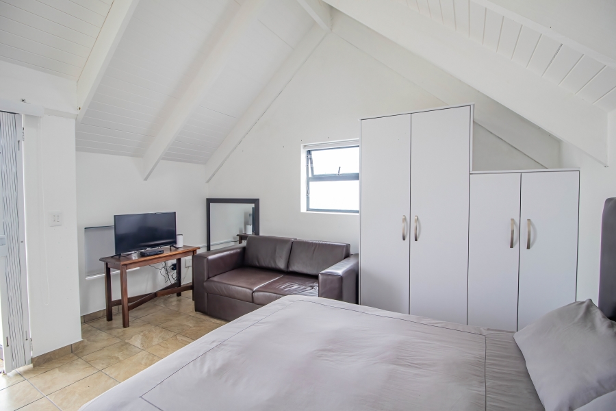 4 Bedroom Property for Sale in Jacobsbaai Western Cape